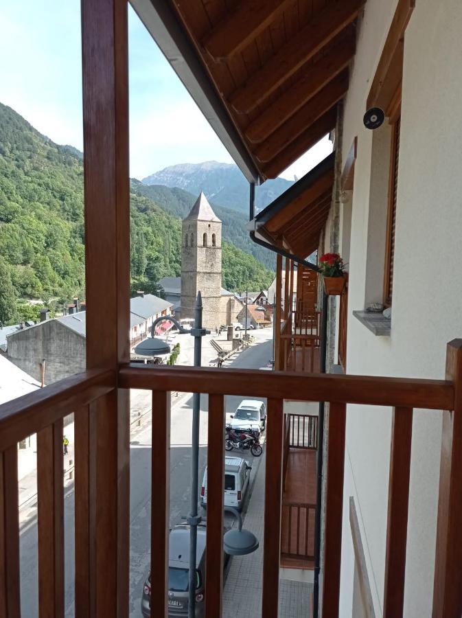 Apartamento En Pirineos Bielsa Bagian luar foto